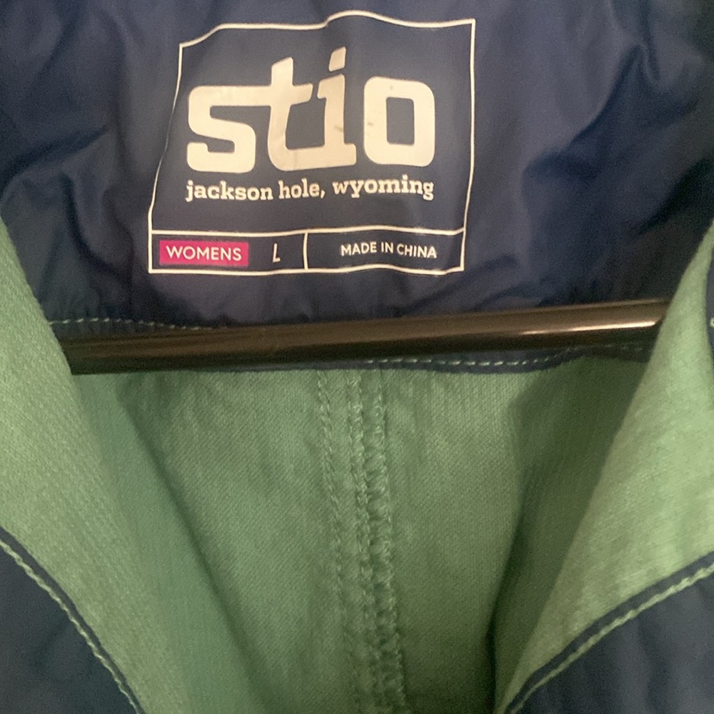 NWT Women’s Stio Saratoga Cord Corduroy Shirt - Picture 2 of 3